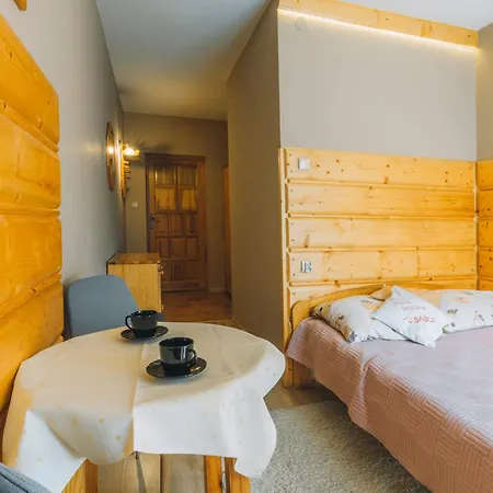 Goscinne U Babci Bed & Breakfast