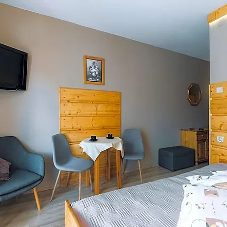 Goscinne U Babci Bed & Breakfast