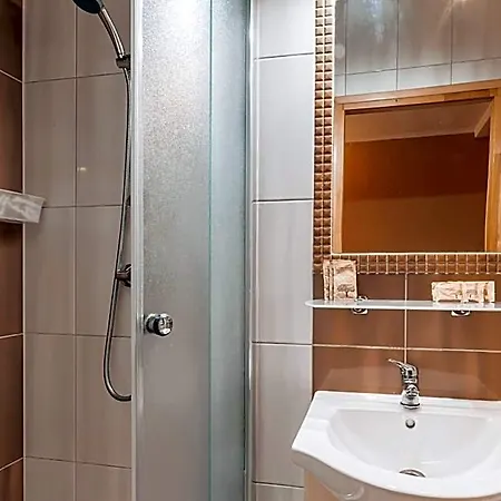 Bed & Breakfast Goscinne U Babci 3*